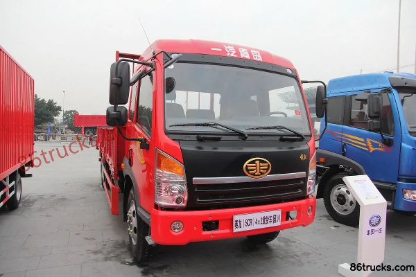 FAW Jiefang Qingdao Sailong camion moyen 140 ch 4X2(6 roues) camion porteur à ridelles cabine approfondie 6,8 m (SCR) Extérieur (3) | 86Truc