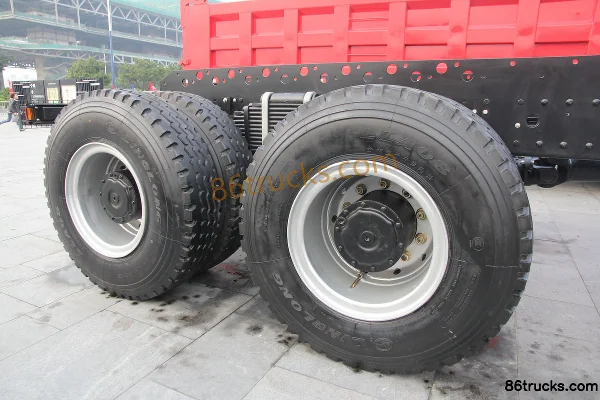 FAW Jiefang Qingdao Xindawei 350 ch 6X4(10 roues) tracteur routier Châssis (3) | 86Trucks
