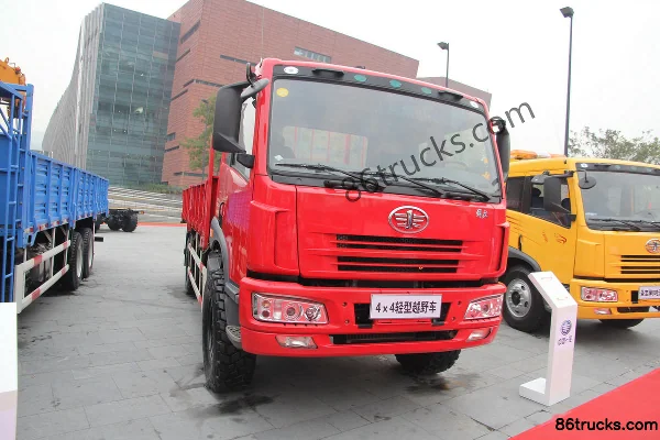 FAW Jiefang Hanwei J5M camion lourd 180 ch 4X4(6 roues) porteur à ridelles cabine avec couchette Extérieur (3) | 86Trucks