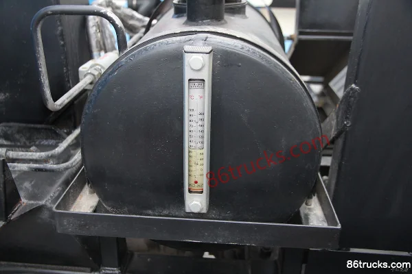 FAW Jiefang J6L 160 hp 4X2(6 wheels) Van Detachable Garbage Truck Cab (2) | 86Trucks