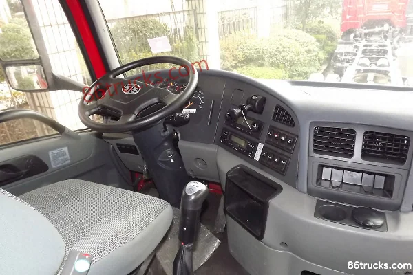 FAW Jiefang Qingdao New Dawai Heavy Truck 380 hp 8X4(12 wheels) 9.5m Sleeper Cab Stake Cargo Truck (3) | 86Trucks