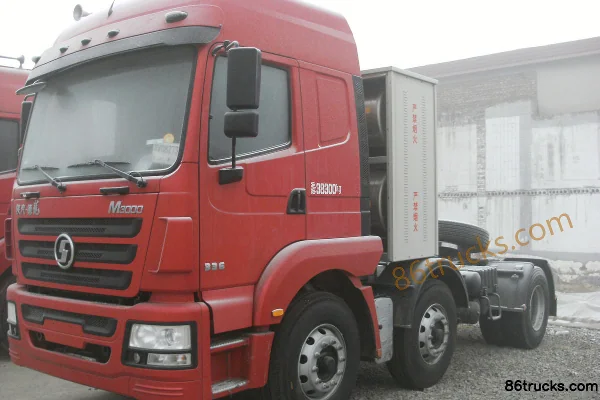 SHACMAN Delong M3000 336 hp 6X2(8 wheels) LNG tractor truck Exterior (3) | 86Trucks