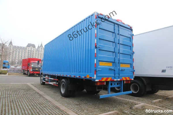 FAW Jiefang Qingdao Junwei (J5K) Medium Truck 180hp 4X2(6 wheels) Double Row Van Cargo Truck Chassis (1) | 86Trucks