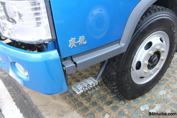 FAW Jiefang Qingdao Sailong Medium Truck 140hp 4X2(6 wheels) 4.8m Day Cab Flatbed Cargo Truck Chassis (1) | 86Trucks