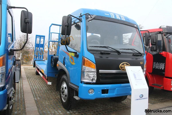 FAW Jiefang Qingdao Sailong Medium Truck 140hp 4X2(6 wheels) 4.8m Day Cab Flatbed Cargo Truck Exterior (2) | 86Trucks