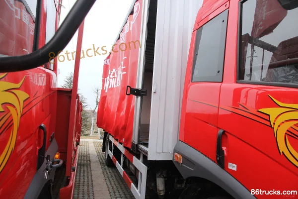 FAW Jiefang Qingdao Sailong camion porteur 164 ch 4X2(6 roues) 6,8 m cabine approfondie fourgon Carrosserie (2) | 86Trucks