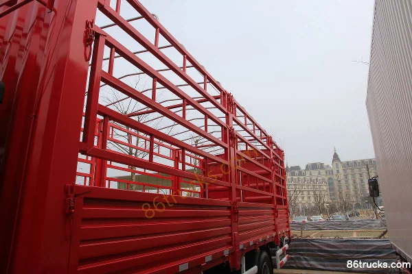 FAW Jiefang Qingdao Sailong Medium Truck 160 hp 4X2(6 wheels) 6.2m Cab-Over with Half-Sleeper Cage Cargo Truck (2) | 86Trucks