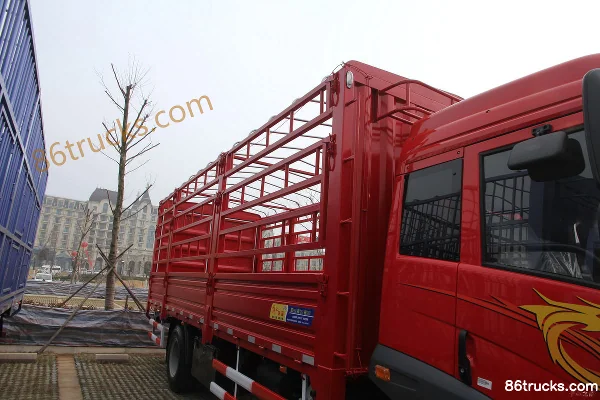 FAW Jiefang Qingdao Sailong Medium Truck 160 hp 4X2(6 wheels) 6.2m Cab-Over with Half-Sleeper Cage Cargo Truck (1) | 86Trucks
