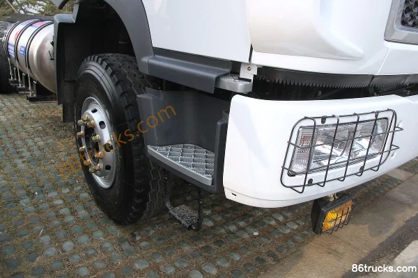 FAW Jiefang Xindawei 350 ch 6X4(10 roues) camion malaxeur Châssis (1) | 86Trucks