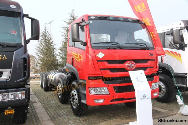 FAW Jiefang Qingdao New Hanwei J5M Heavy Truck 280hp 8X4(12 wheels) 7m LNG Dump Truck Exterior (3) | 86Trucks