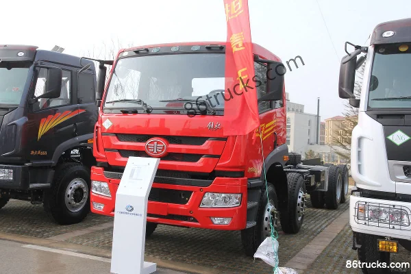 FAW Jiefang Qingdao New Hanwei J5M Heavy Truck 280hp 8X4(12 wheels) 7m LNG Dump Truck Exterior (2) | 86Trucks