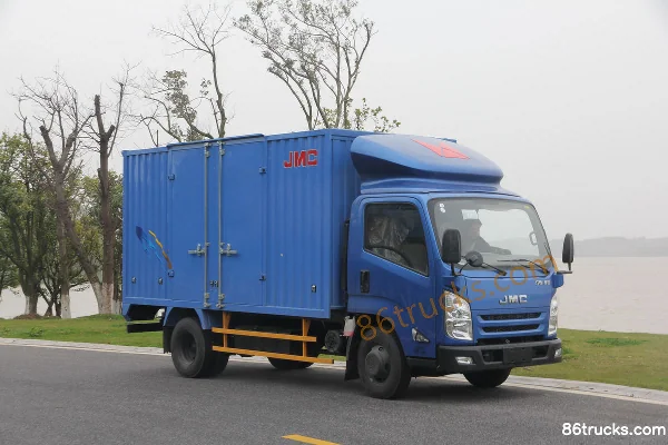 JMC Kairui 800 120hp 4X2(6 wheels) 4.1m Single Row Van Light Truck (Basic) Exterior (2) | 86Trucks