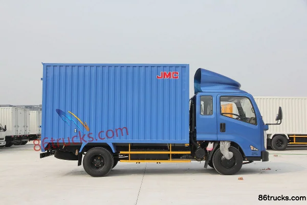 JMC Kairui 800H Standard Edition 152 hp 4X2(6 wheels) 4.675m cab-over van light truck Exterior (3) | 86Trucks