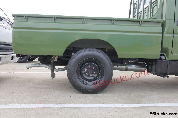 JMC Kaiyun 109hp 4X2(6 wheels) 2.2m Double Row Flatbed Light Truck Body (3) | 86Trucks