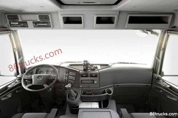 Mercedes-Benz New Atego Medium Truck 270hp 4X2(6 wheels) Box Cargo Truck (Model 1227) Cab (3) | 86Trucks