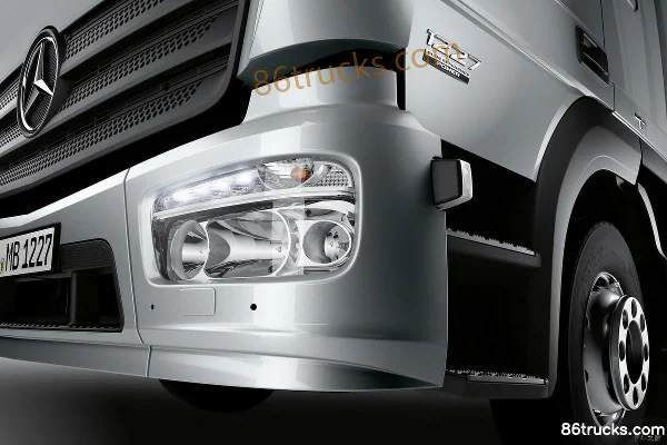 Mercedes-Benz New Atego Medium Truck 270hp 4X2(6 wheels) Box Cargo Truck (Model 1227) Exterior (3) | 86Trucks
