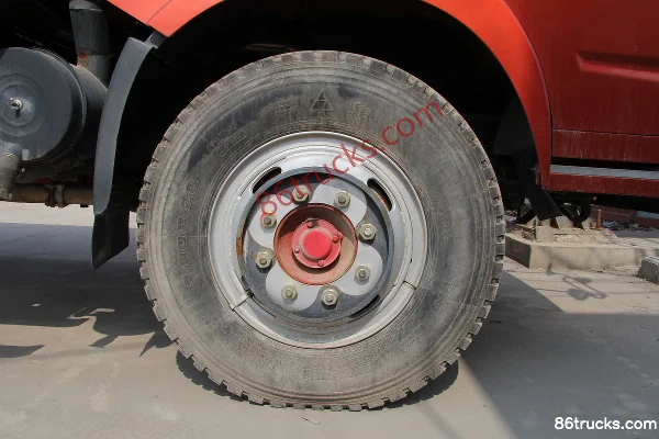 Dongfeng Kangba camion porteur 140 ch 4X2(6 roues) 6,7 m plateau à ridelles Châssis (2) | 86Trucks
