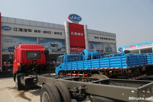JAC Weiling II Medium Truck 158hp 4X2(6 wheels) Stake Cargo Truck Chassis (3) | 86Trucks
