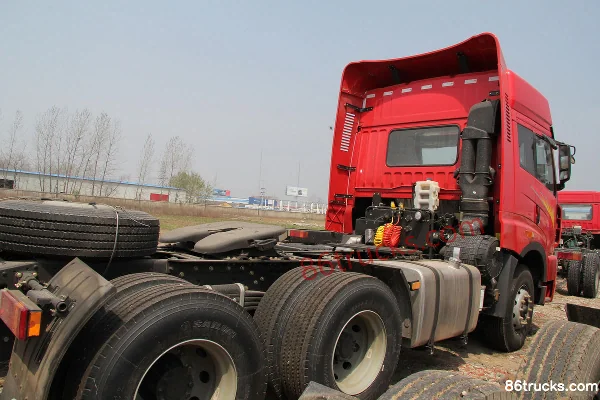 FAW Jiefang Qingdao New Dawei Heavy Truck 390 hp 6X4(10 wheels) Tractor Truck (Fast Gear Transmission) Exterior (3) | 86Trucks