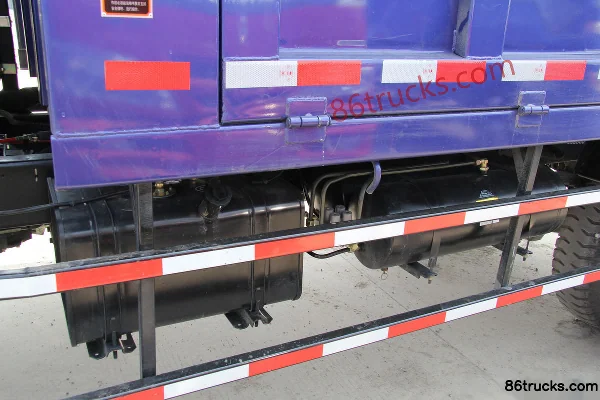 Shidai Jingang 728 120hp 4X2(6 wheels) 3.9m Dump Truck Chassis (1) | 86Trucks