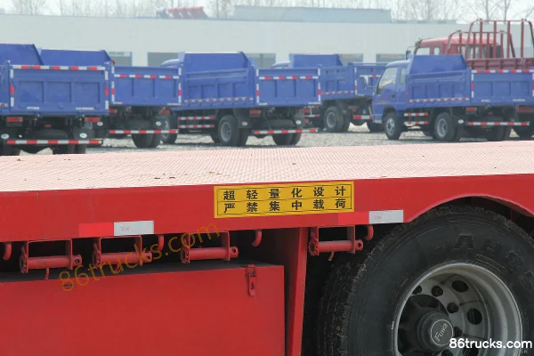 Foton Ruowo RC1 140 hp 4X2(6 wheels) 6.7m Cargo Truck Chassis (1) | 86Trucks