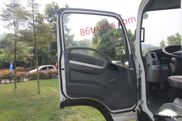 Dayun Aopuli 130hp 4X2(6 wheels) 3.85m half-cab van light truck (2) | 86Trucks