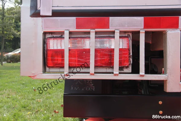 Dayun Aopuli 130hp 4X2(6 wheels) 3.85m half-cab van light truck Body (1) | 86Trucks
