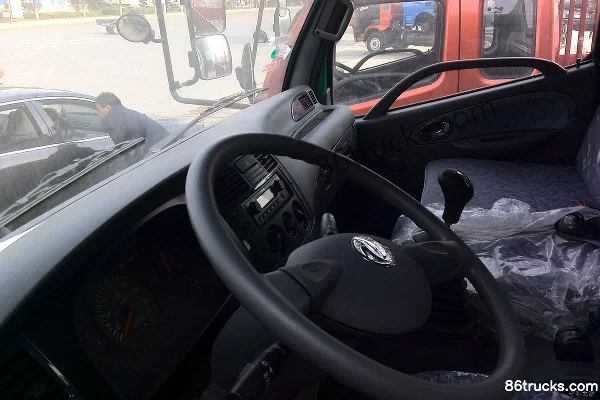 Dongfeng Jinnuo 140 hp 4X2(6 wheels) 4.3m Dump Truck Cab (1) | 86Trucks