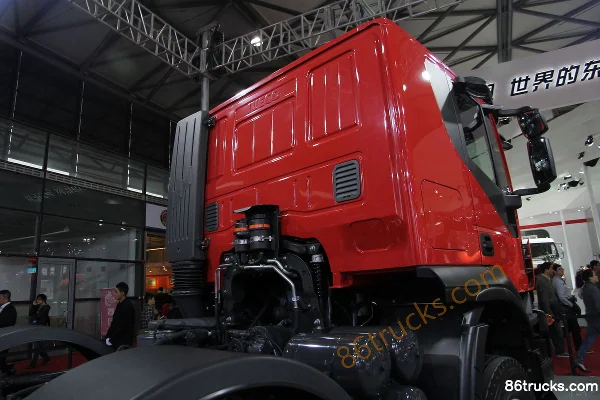 IVECO Trakker series heavy truck 500 hp 8X4(12 wheels) dump truck (chassis) (1) | 86Trucks