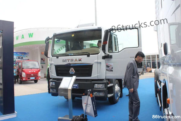 Sinotruk SITRAK C5H camion moyen 180 ch 4X2(6 roues) châssis de camion porteur Extérieur (2) | 86Trucks