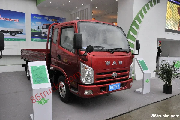 Feidi A3 série 109 ch 4X2(6 roues) camion plateau léger 3,8 m cabine avec couchette Extérieur (2) | 86Trucks