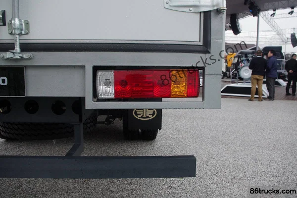 FAW-GM F330 Subo 150 ch 4X2(6 roues) camion léger fourgon 5,2 m à cabine simple Châssis (3) | 86Trucks