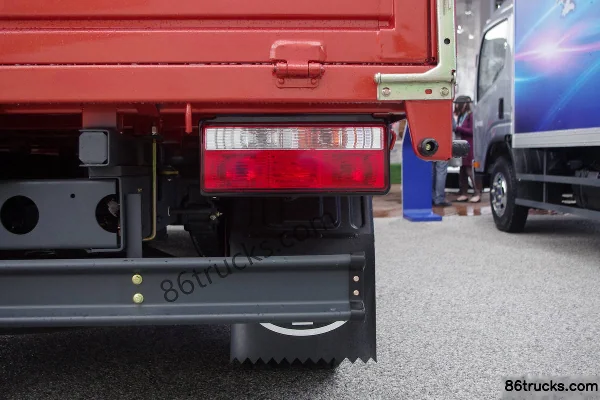 FAW Hongta FAW Jiefang Gongshi 180 ch 4X2(6 roues) camion léger à plateau ridelles simple cabine 4,15 m (China VI) (rapport de pont 4,33) Ch