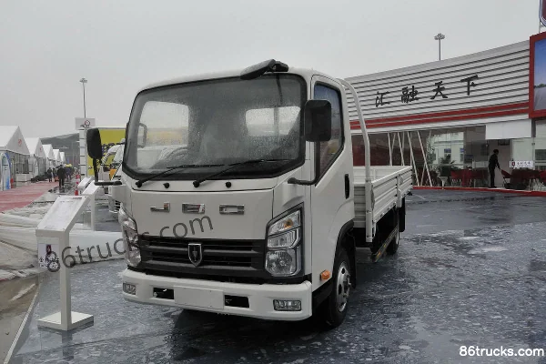 Jinbei Jinyun 110hp 4X2(6 wheels) 4.2m single-row flatbed light truck (export model) Exterior (3) | 86Trucks