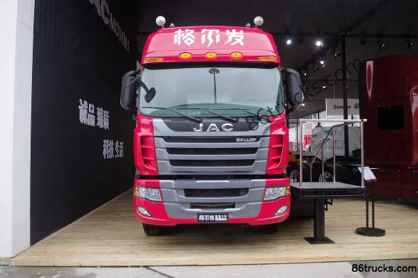 JAC Gallop K3 Series Heavy Truck 270 hp 8X4(12 wheels) Flatbed Cargo Truck Exterior (2) | 86Trucks