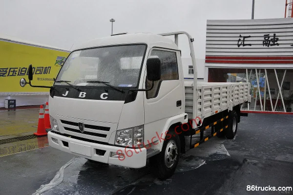 Jinbei Jinyun 110hp 4X2(6 wheels) 4.2m single-row flatbed light truck Exterior (3) | 86Trucks