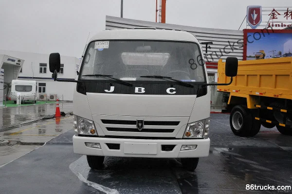Jinbei Jinyun 110hp 4X2(6 wheels) 4.2m single-row flatbed light truck Exterior