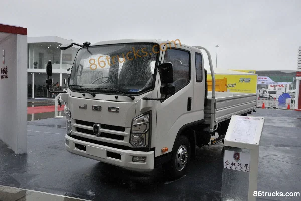 Jinbei Jinyun 108 hp 4X2(6 wheels) 3.8m Semi-Row Flatbed Light Truck Exterior (3) | 86Trucks
