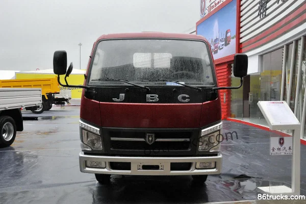 Jinbei 82hp 4X2(6 wheels) light truck Exterior