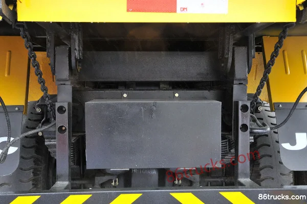 Jinbei Hedongli 140hp 4X2(6 wheels) 3.91m dump truck Chassis (1) | 86Trucks
