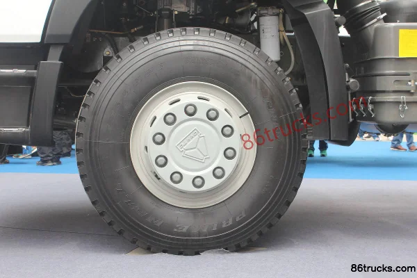 Sinotruk HOWO T7H camion benne 440 ch 6X4(10 roues) 6,3 m Châssis (1) | 86Trucks