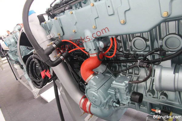 Sinotruk T12.42-40 420hp 12L China IV Natural Gas Engine Exterior (3) | 86Trucks