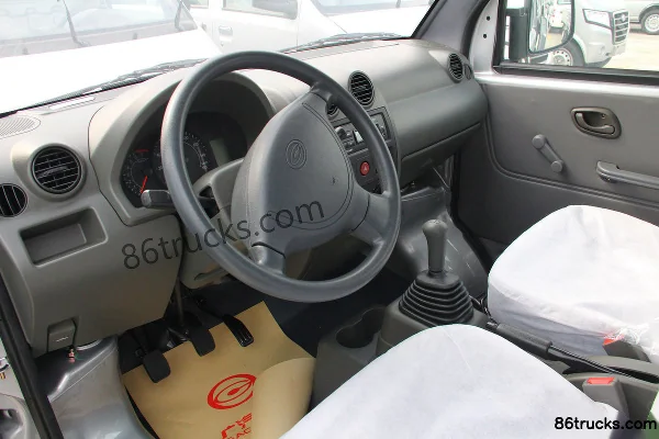 2012 GAC Gonow Xingwang Super Value Edition 60 hp 1.0L van Cab (2) | 86Trucks