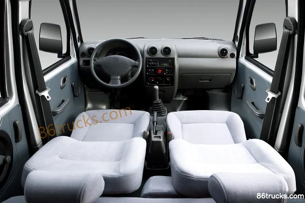 2012 GAC Gonow Xingwang Luxury Edition 60 hp 1.0L van Cab (3) | 86Trucks