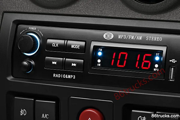 2012 GAC Gonow Xingwang L Comfort Type 60 hp 1.0L van Cab (3) | 86Trucks