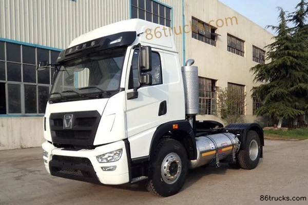 XCMG Qilong Heavy Truck 336hp 4X2(6 wheels) LNG Tractor Truck Exterior