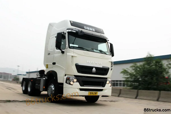 Sinotruk HOWO T7H heavy truck 400 hp 6X4(10 wheels) tractor truck Exterior (2) | 86Trucks