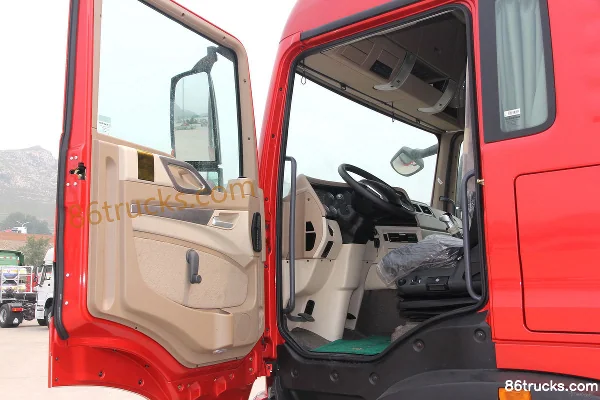 Sinotruk HOWO T5G heavy truck 340hp 6X4(10 wheels) tractor truck (ZZ4257N324GC1/N2V7) Cab (1) | 86Trucks