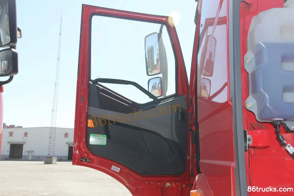 2013 FAW Jiefang J6P camion lourd 350 ch 6X4(10 roues) tracteur routier Cabine (2) | 86Trucks