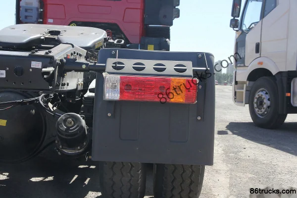 2013 FAW Jiefang J6P camion lourd 350 ch 6X4(10 roues) tracteur routier Châssis (1) | 86Trucks